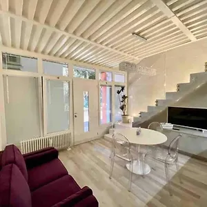  Apartment Residenza Casanova, In Giudecca Italy