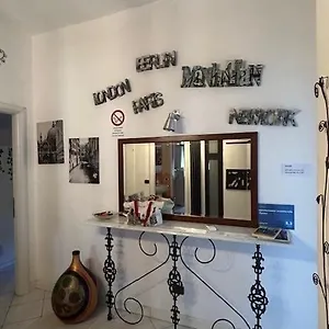 https://appartamento-incantevole-a-parma.emilia-romagnahotels.net